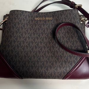 Micheal Kors bag
